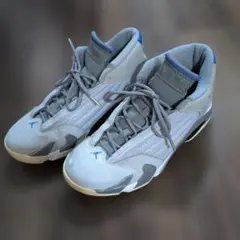 松*緒様 ナイキ　Jordan １４　グレー スニーカー　US１０