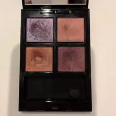 アディクション　ザ　アイシャドウパレット 011