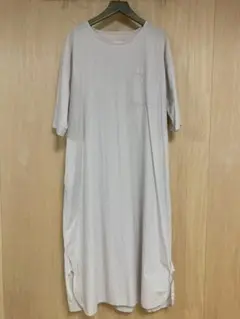 新品　トゥジュー　コットンワンピース　オフホワイトのサムネイル