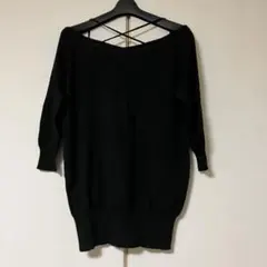 オフショルダーニット　ブラック