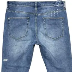 Item thumbnail for item 9680b207-7218-4b6a-be0e-3b201f2b4840