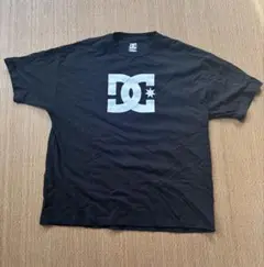 DC shoes 黒t macraくん着用
