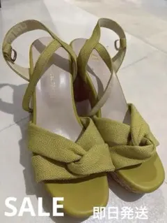 オリーブグリーン クロスストラップサンダル新品未使用 即日発送送料込