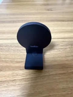 Macデスクトップおよびディスプレイ用MagSafe対応iPhoneマウント