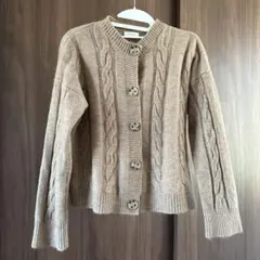 INOLVE ベージュ ケーブル編み カーディガン ケーブルニット