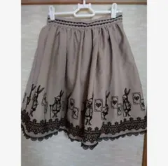 アクシーズファム　ラビット　トランプ　アリス　膝丈スカート　美品