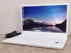 【美品】2022年製NEC LAVIE N15 i7/16GB/512GB