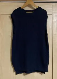 continuier de NICE CLAUP ニットベスト 紺のサムネイル