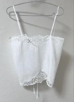 新品タグ付き Eaphi ホルターネックレーストップス - メルカリ