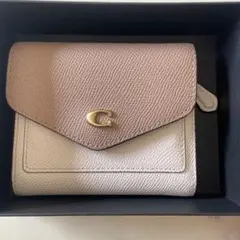 coach 二つ折り　財布　ベージュ2色　ツートン