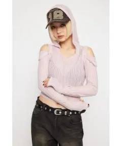 【美品】laguagem フード付き パーカー ピンク 肩出し ロンT