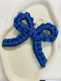 ハンドメイド　パラコード　キーホルダー　キーリング　キーチャーム　リボン