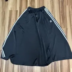 adidas 黒 ロングスカート XSサイズ