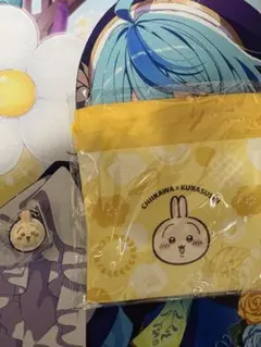 ちいかわ くら寿司コラボ うさぎストラップ、巾着セット