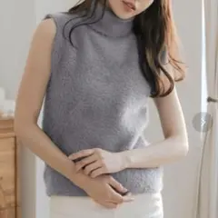 タグ付きJULIA BOUTIQUE ノースリーブ タートルネック サイズFのサムネイル