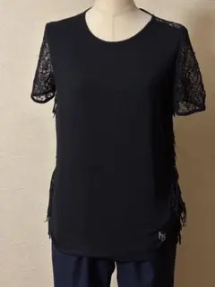 イタリア製　blugirl 黒 レース フリンジ 付きTシャツのサムネイル