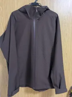 ユニクロ　ブロックテックパーカー　 メンズM