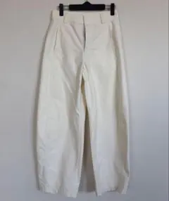 ユニクロ UNIQLO 25SS ジャージーバレルレッグパンツ ストレッチ 白