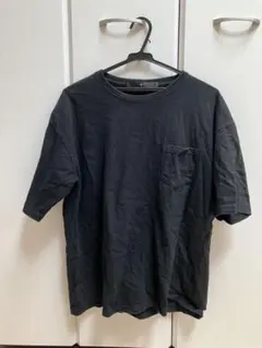 NO ID.ブラック Tシャツ ポケット付き