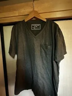 最安値新品同様美品送料無料GUジーユーオリーブグリーンVネック杢調TシャツL