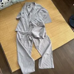 グレー セットアップのサムネイル