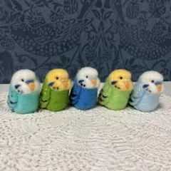 みーたん様 羊毛フェルトセキセイインコ2個 ブローチ1個 - メルカリ