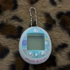 サンリオ　ハローキティ　50周年記念　たまごっち　水色