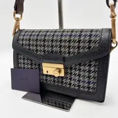 2025年最新】プラダ ツイード バッグの人気アイテム - メルカリ