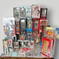新世紀エヴァンゲリオン　フィギュア　43点　まとめ売り