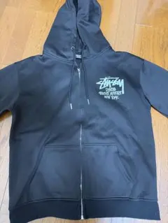 Stussy ブラックジップアップパーカー