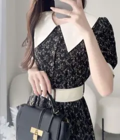 mily bilet 小花柄ベルト付きビックカラーワンピース