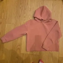 UNIQLO　ピンク フード付き パーカー