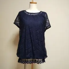 フェリシモ　トップス　M ネイビー レース 　ドッキング　美品　きれいめのサムネイル