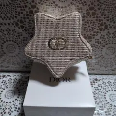 ディオールノベルティポーチ2025年 ホリデー限定星形ポーチ