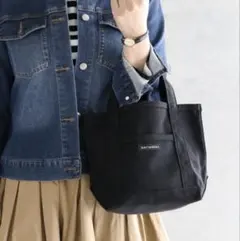 マリメッコ♪人気　外ポケット付　ミニペルスカッシ　トートバッグ　ブラック