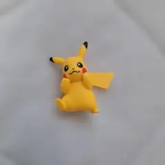 ポケモン ピカチュウ フィギュア　ミニ