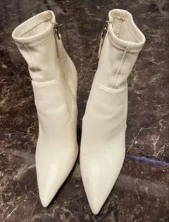 ホワイト ブーツ