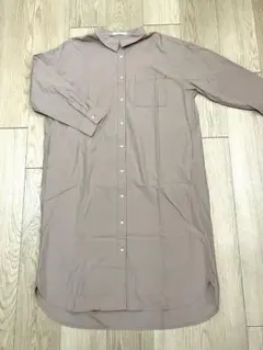 ロングシャツワンピース　ベージュ　ショコラフィネローブ