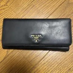 PRADA ブラック レザー 長財布