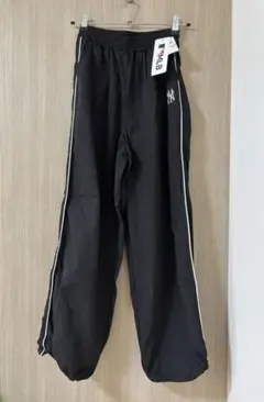 MLB キッズナイロンパンツ 刺繍 パンツ ブラック サイズ160 シャカパン