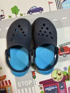 【大人気】クロックスCrocs ネイビー/ブルー サンダル