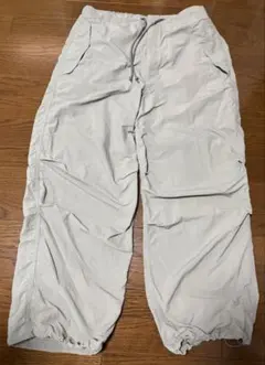 GU パラシュートパンツ