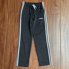 adidas 黒 ストライプ ロングパンツ