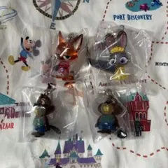 ズートピア2　めじるし ニック・ワイルドA ジュディ・ポップスB ニブルズ2体