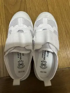 ムーンスター　上履きホワイト メッシュ スクールシューズ 19.0 EE
