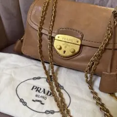 最終SALE！！PRADA ベージュ レザー チェーンショルダーバッグ