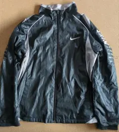 NIKE　ウィンドブレーカー　シャカシャカ　ジャンバー