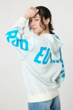 ロデオクラウンズ パーカー