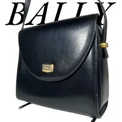 バリー ショルダーバッグ レザー ブラック 本革 斜め掛け ゴールド金具