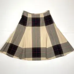 Yorkland チェックスカート　膝丈　フレア　11号